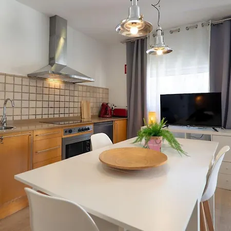 50m From - Pedro By Palmera Apartment *